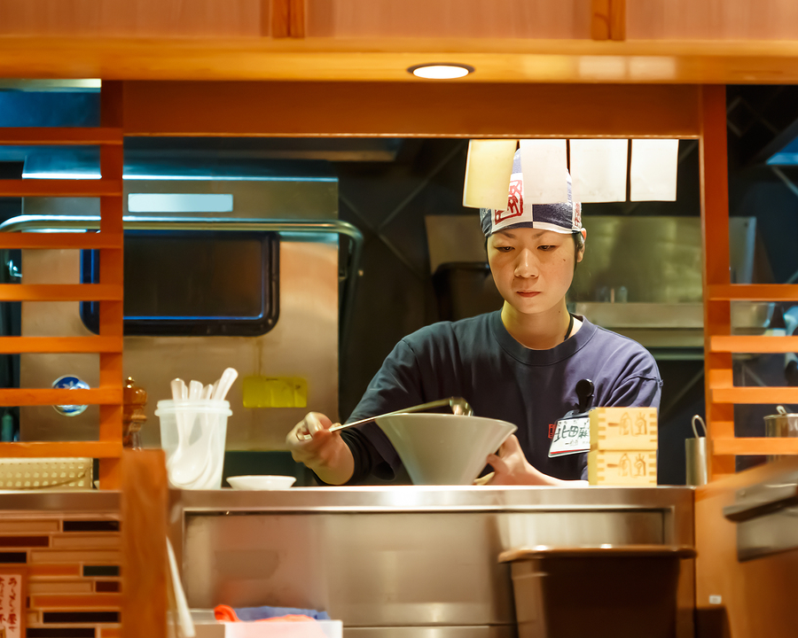 Youngest Female Ramen Chef In Osaka Japanese Female Ramen Chef - Delsuites' Blog