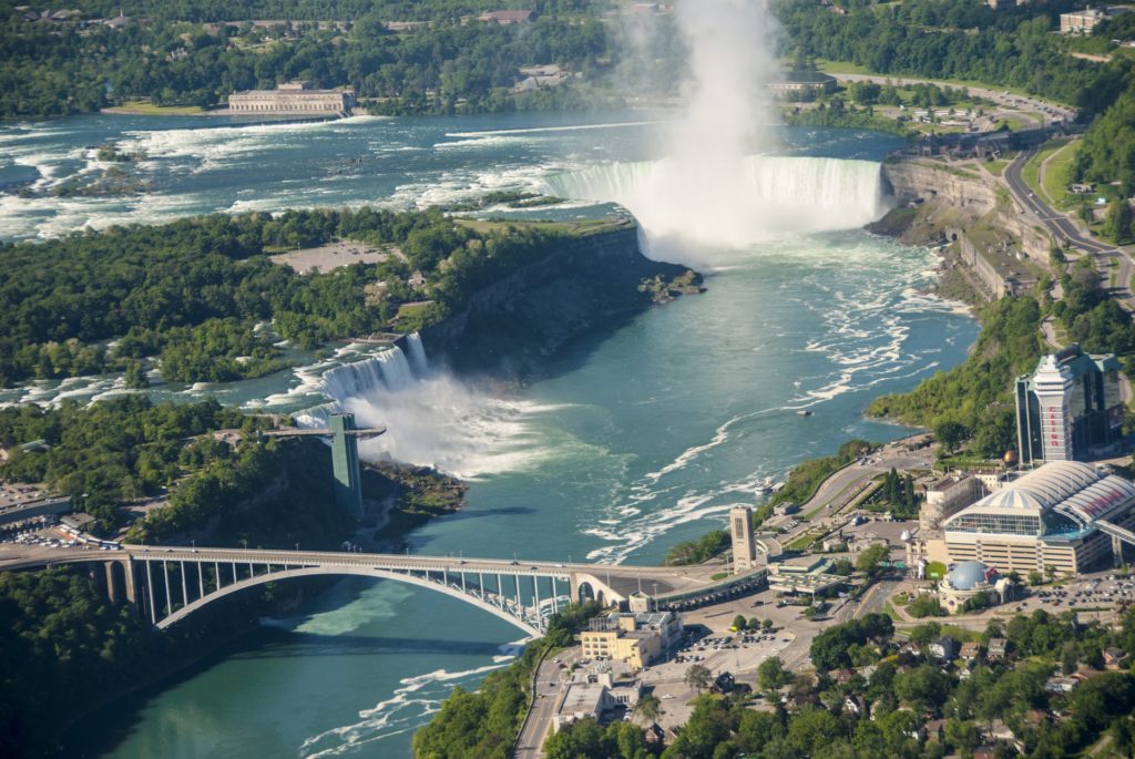 niagara falls from toronto