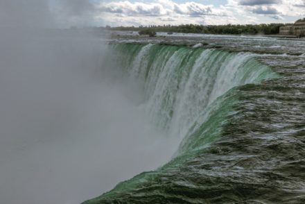 niagara falls from toronto