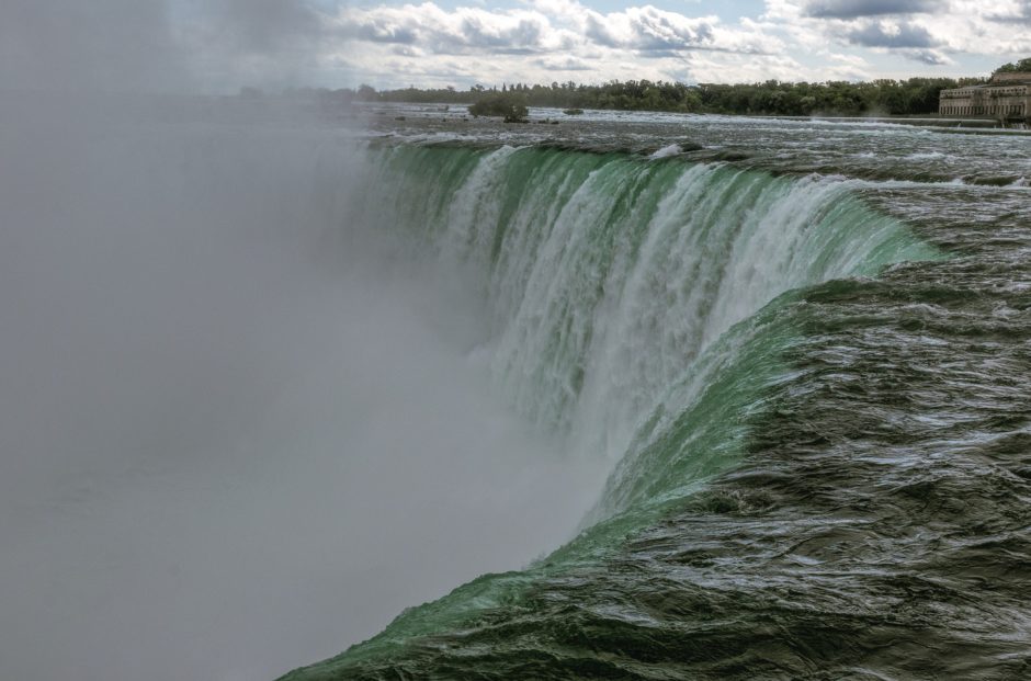 niagara falls from toronto